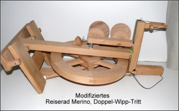 Modifiziertes, neuwertiges Reise Spinnrad * Merino * mit Doppel-Wipp-Tritt plus Haspel, Zunächst RESERVIERT f. Fr. Weiß