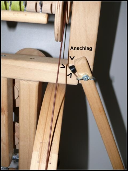 Modifiziertes, neuwertiges Reise Spinnrad * Merino * mit Doppel-Wipp-Tritt plus Haspel, Zunächst RESERVIERT f. Fr. Weiß