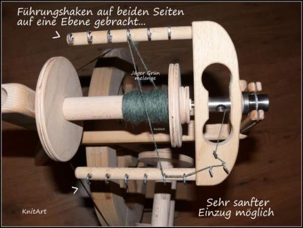 Modifiziertes, neuwertiges Reise Spinnrad * Merino * mit Doppel-Wipp-Tritt plus Haspel, Zunächst RESERVIERT f. Fr. Weiß