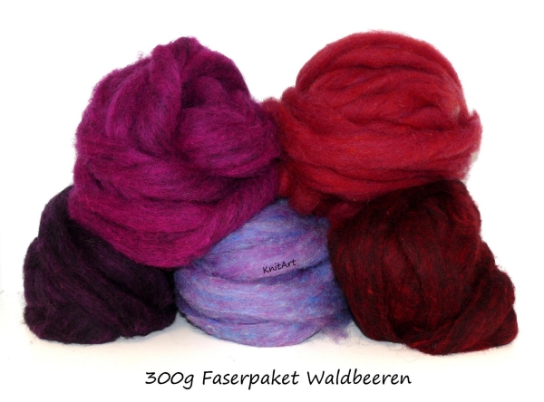 300g Corriedale Faserpaket, Waldbeeren